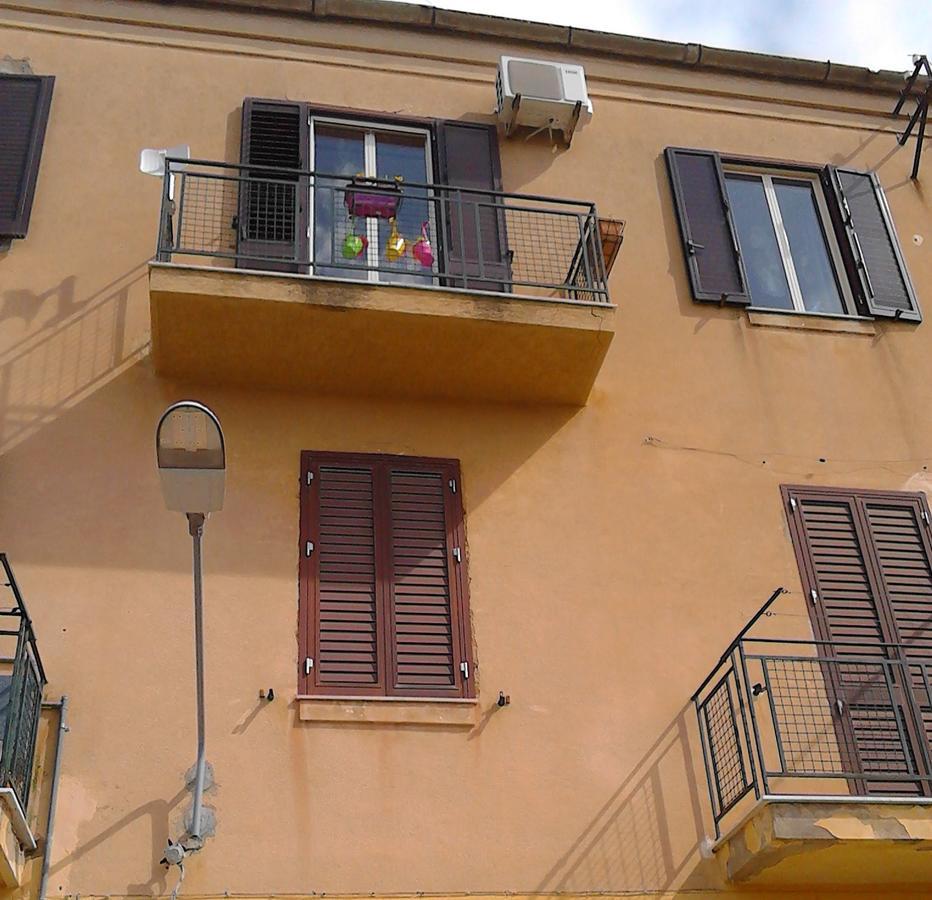 Bed And Breakfast Mielezenzero Agrigento Esterno foto